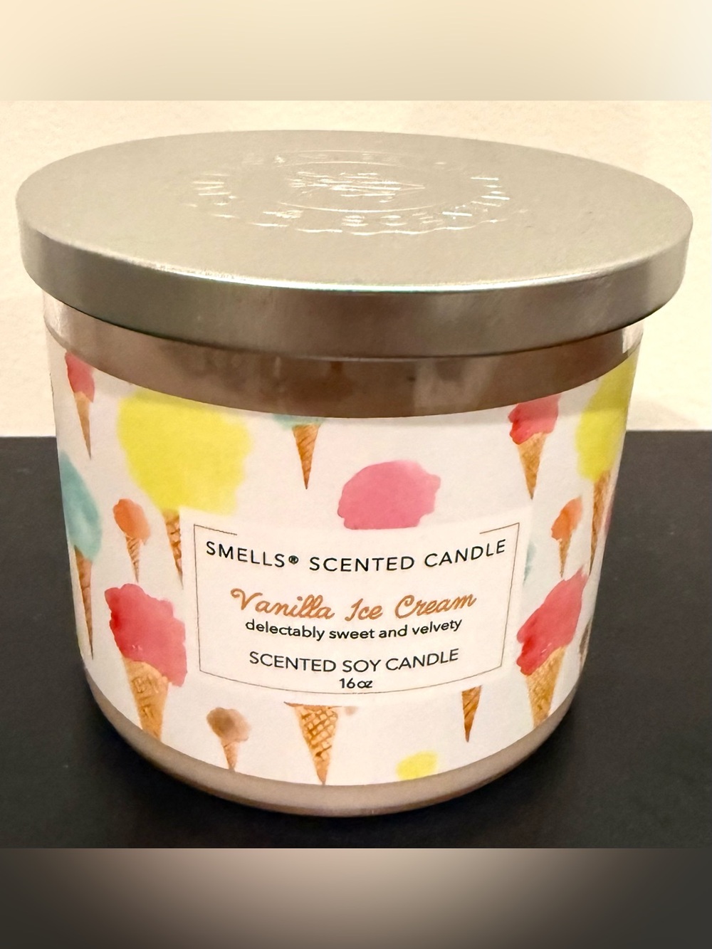 NEW Vanilla Ice Cream Scented Soy Candle
